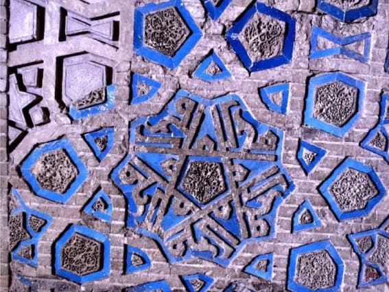 تزیینات گنبد سلطانیه، هنر و خلاقیت در معماری اسلامی تزیینات گنبد سلطانیه، هنر و خلاقیت در معماری اسلامی